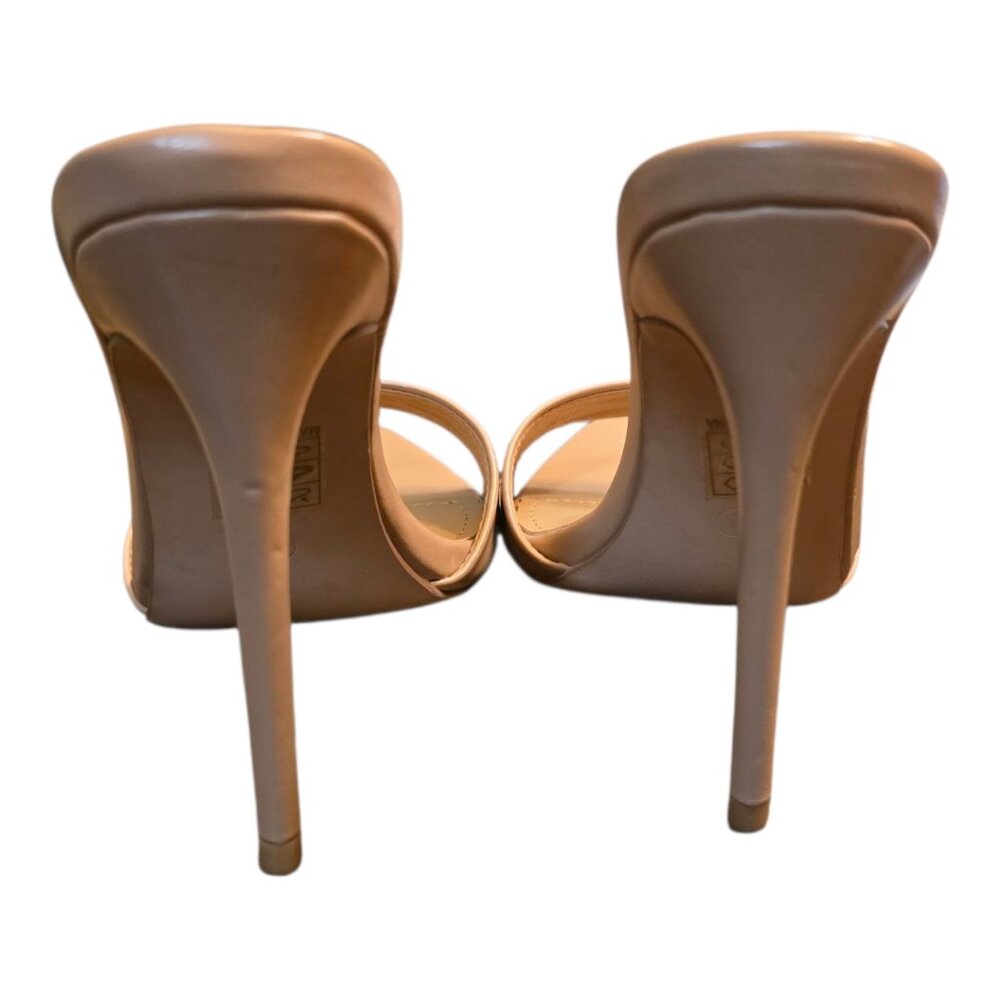 FASHION NOVA Nude Pointed Toe Mule Stiletto Heels sz 10 - Picture 4 of 8